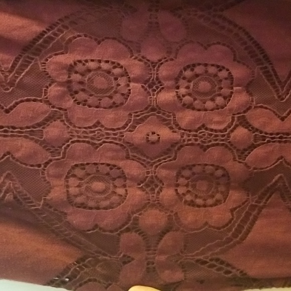 Doe & Rae Lace Top - Picture 3 of 9